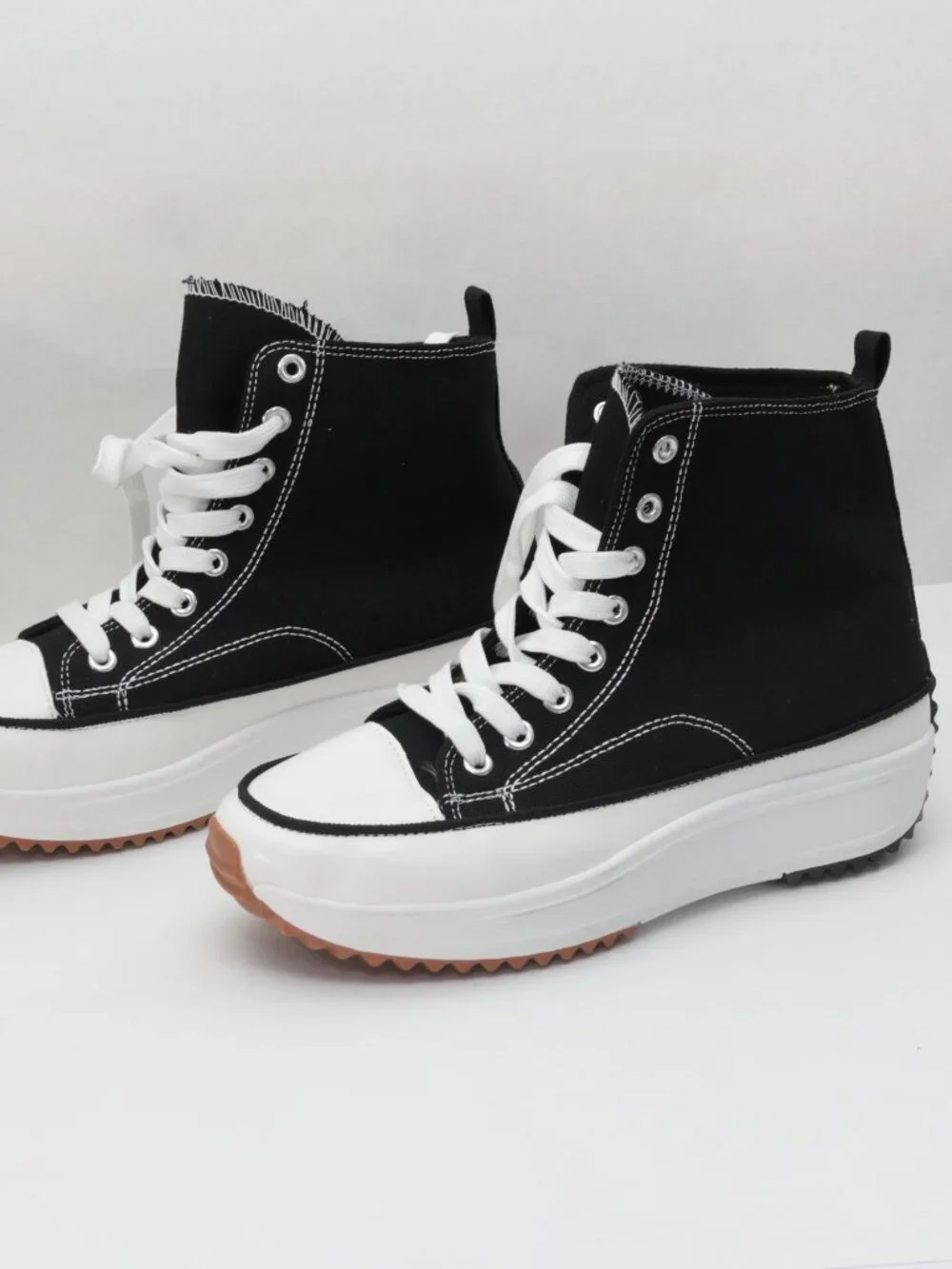 Mudd Gym Platform Lace up wedge sneakers BLACK Women's junior 10